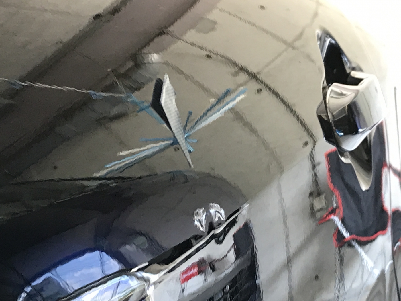 トヨタ　アクア　左フロントドア　ヘコミ修理