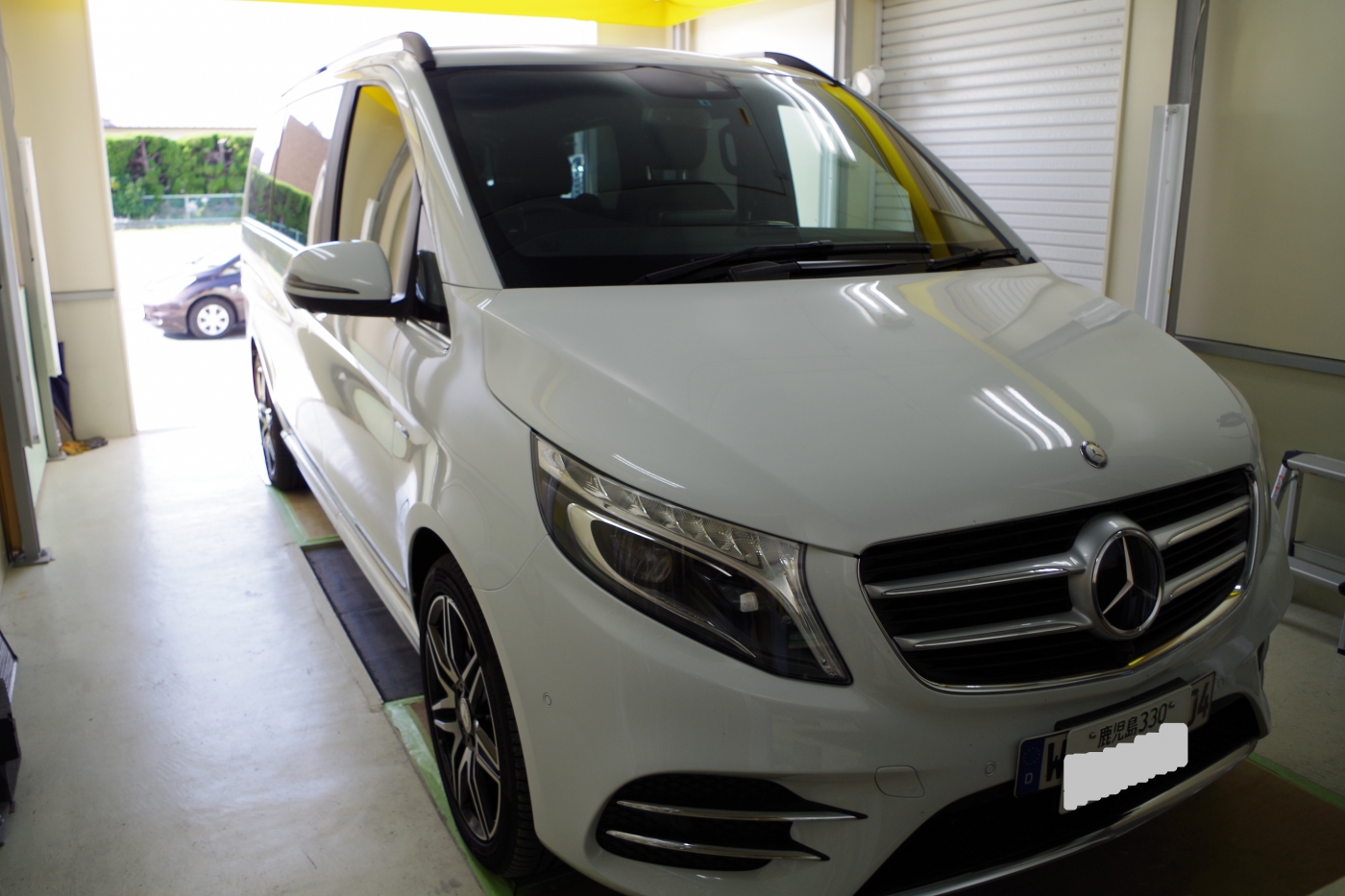 メルセデスベンツＶ２２０デントリペア