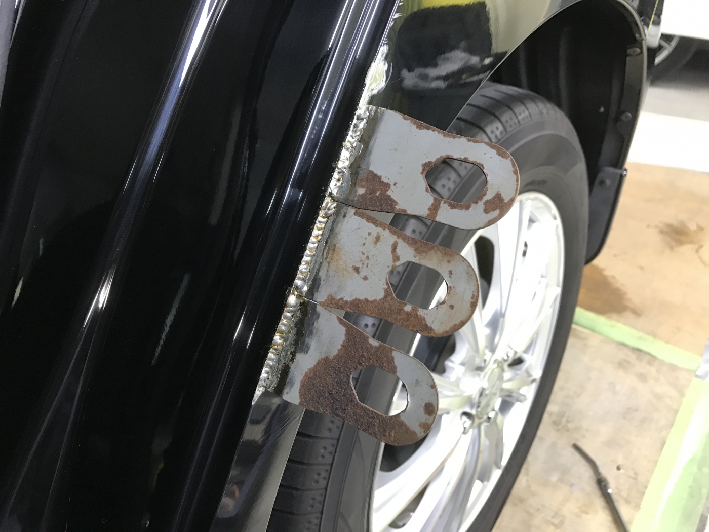 ホンダフィット　左リヤドア　クォーター　ハイブリットリペア