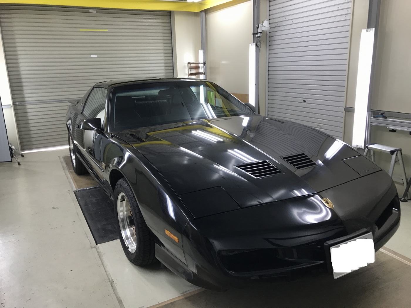 トランザム　右ドア　ヘコミ修理