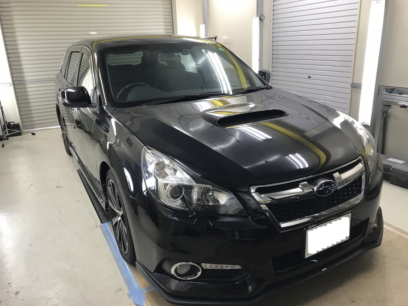 スバル　レガシー　左リヤドア　ヘコミ修理